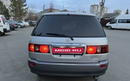 Toyota Ipsum II, 2000 год, 568 000 рублей, 10 фотография