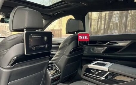 BMW 7 серия, 2017 год, 5 000 000 рублей, 9 фотография