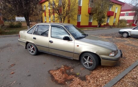 Daewoo Nexia I рестайлинг, 2005 год, 100 000 рублей, 3 фотография