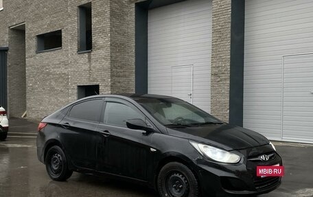 Hyundai Solaris II рестайлинг, 2012 год, 350 000 рублей, 4 фотография