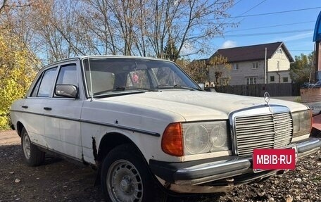 Mercedes-Benz W123, 1982 год, 215 000 рублей, 6 фотография