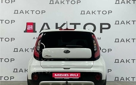 KIA Soul II рестайлинг, 2018 год, 1 720 000 рублей, 5 фотография