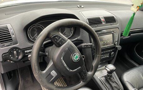 Skoda Octavia RS, 2012 год, 1 200 000 рублей, 10 фотография