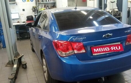 Chevrolet Cruze II, 2011 год, 740 000 рублей, 4 фотография