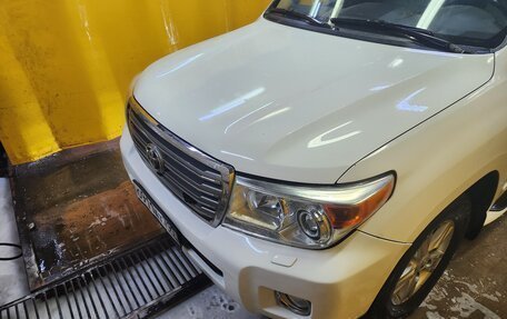 Toyota Land Cruiser 200, 2013 год, 3 600 000 рублей, 1 фотография