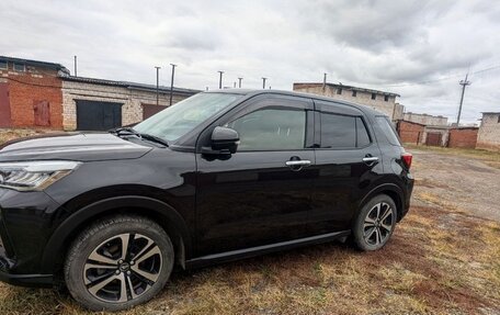 Daihatsu Rocky, 2020 год, 2 070 000 рублей, 8 фотография