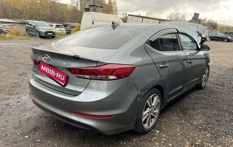 Hyundai Elantra VI рестайлинг, 2017 год, 890 000 рублей, 1 фотография