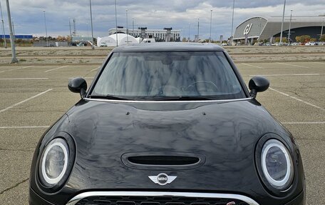 MINI Clubman, 2017 год, 2 570 000 рублей, 32 фотография