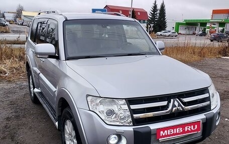 Mitsubishi Pajero IV, 2011 год, 3 000 000 рублей, 5 фотография