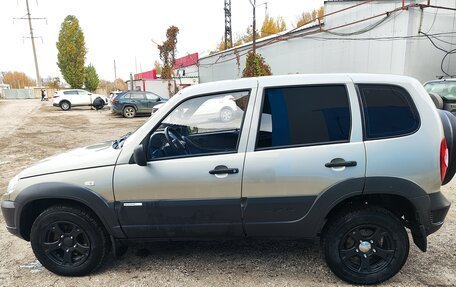 Chevrolet Niva I рестайлинг, 2011 год, 630 000 рублей, 6 фотография