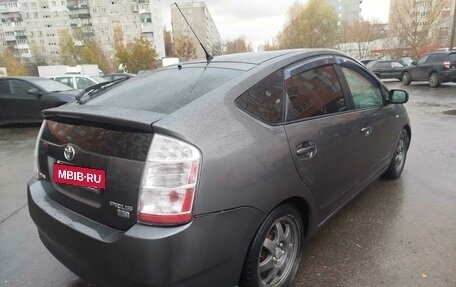 Toyota Prius, 2007 год, 749 000 рублей, 4 фотография