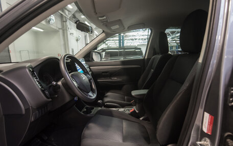 Mitsubishi Outlander III рестайлинг 3, 2013 год, 1 580 000 рублей, 7 фотография