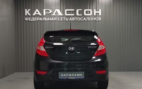 Hyundai Solaris II рестайлинг, 2013 год, 865 000 рублей, 4 фотография