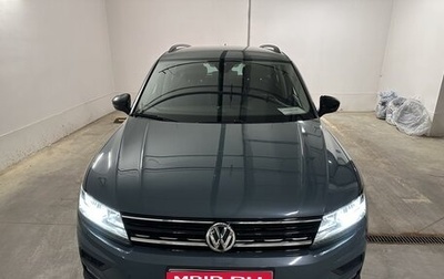 Volkswagen Tiguan II, 2019 год, 2 559 000 рублей, 1 фотография