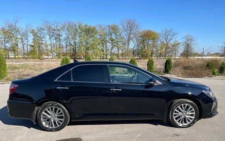 Toyota Camry, 2018 год, 2 750 000 рублей, 14 фотография