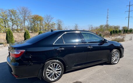 Toyota Camry, 2018 год, 2 750 000 рублей, 15 фотография