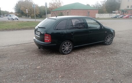 Skoda Fabia I, 2001 год, 392 000 рублей, 2 фотография