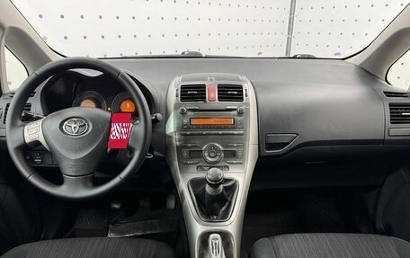 Toyota Auris II, 2007 год, 780 000 рублей, 14 фотография