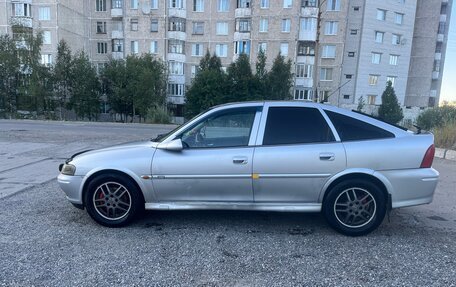 Opel Vectra B рестайлинг, 1999 год, 350 000 рублей, 3 фотография