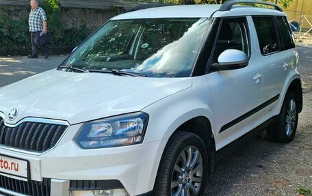 Skoda Yeti I рестайлинг, 2013 год, 997 000 рублей, 12 фотография