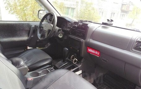 Isuzu Rodeo II, 2001 год, 450 000 рублей, 10 фотография