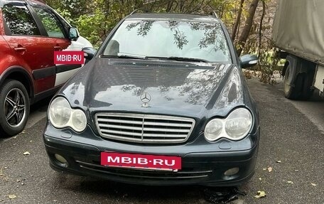 Mercedes-Benz C-Класс, 2004 год, 750 000 рублей, 2 фотография