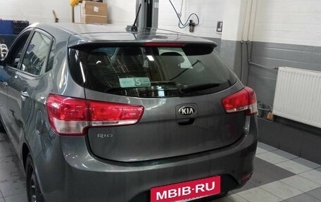 KIA Rio III рестайлинг, 2017 год, 1 080 000 рублей, 4 фотография