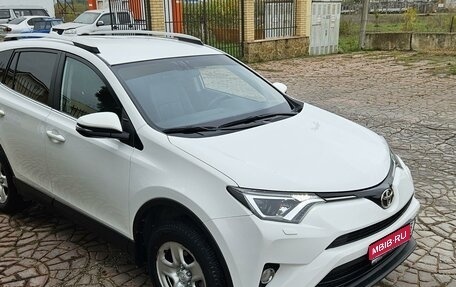 Toyota RAV4, 2018 год, 2 740 000 рублей, 1 фотография