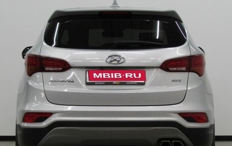 Hyundai Santa Fe III рестайлинг, 2017 год, 2 115 000 рублей, 4 фотография