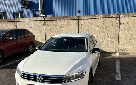 Volkswagen Passat B8 рестайлинг, 2017 год, 2 350 000 рублей, 1 фотография