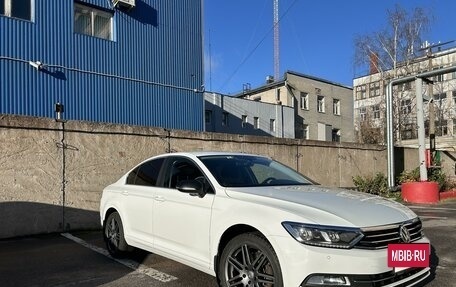 Volkswagen Passat B8 рестайлинг, 2017 год, 2 350 000 рублей, 2 фотография