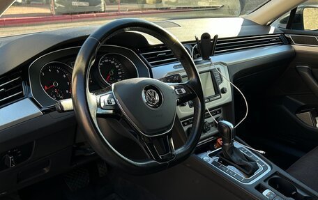 Volkswagen Passat B8 рестайлинг, 2017 год, 2 350 000 рублей, 12 фотография