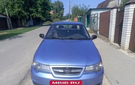 Daewoo Nexia I рестайлинг, 2008 год, 300 000 рублей, 2 фотография