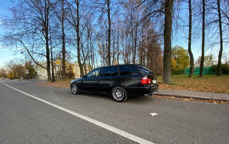 BMW 5 серия, 2003 год, 1 300 000 рублей, 3 фотография