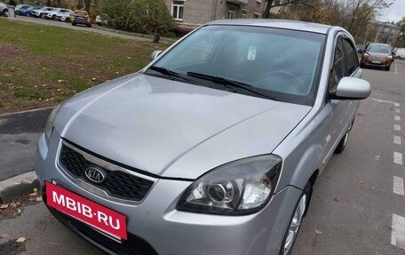 KIA Rio II, 2010 год, 660 000 рублей, 9 фотография