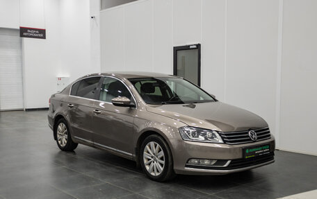 Volkswagen Passat B7, 2011 год, 1 370 000 рублей, 4 фотография