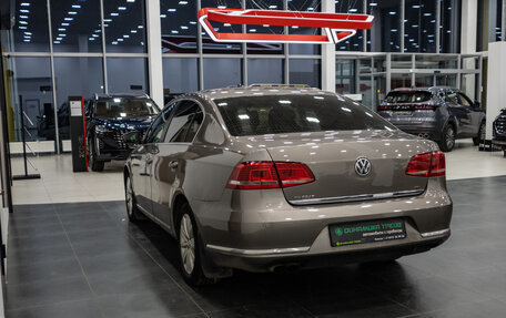 Volkswagen Passat B7, 2011 год, 1 370 000 рублей, 9 фотография