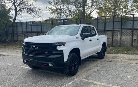 Chevrolet Silverado, 2021 год, 6 750 000 рублей, 1 фотография