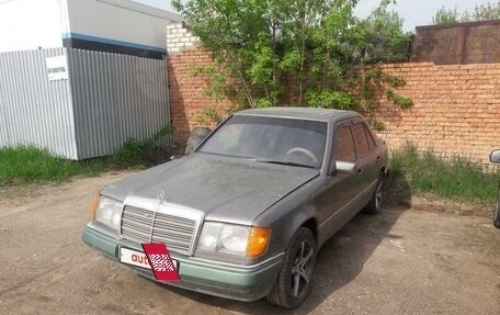 Mercedes-Benz W124, 1992 год, 190 000 рублей, 2 фотография