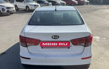 KIA Rio III рестайлинг, 2016 год, 950 000 рублей, 29 фотография