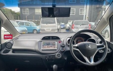 Honda Fit III, 2011 год, 740 000 рублей, 9 фотография