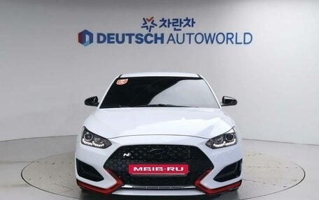 Hyundai Veloster II, 2021 год, 2 100 000 рублей, 3 фотография