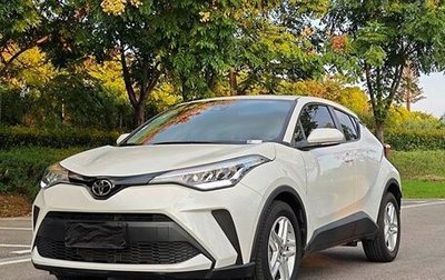 Toyota C-HR I рестайлинг, 2022 год, 2 100 000 рублей, 1 фотография