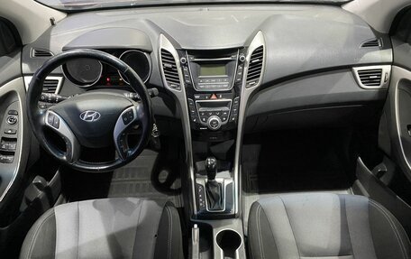 Hyundai i30 II рестайлинг, 2014 год, 1 049 000 рублей, 10 фотография