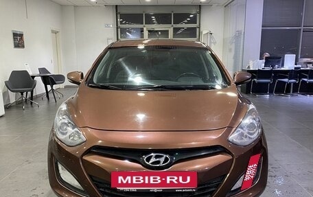 Hyundai i30 II рестайлинг, 2014 год, 1 049 000 рублей, 2 фотография