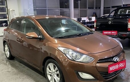 Hyundai i30 II рестайлинг, 2014 год, 1 049 000 рублей, 3 фотография