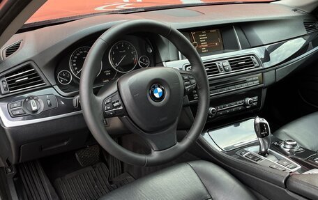 BMW 5 серия, 2013 год, 2 400 000 рублей, 12 фотография