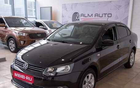 Volkswagen Polo VI (EU Market), 2011 год, 850 000 рублей, 3 фотография