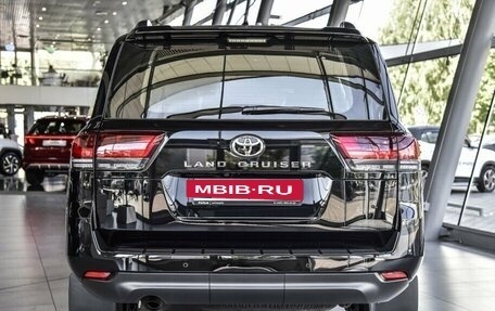 Toyota Land Cruiser, 2024 год, 15 180 000 рублей, 4 фотография