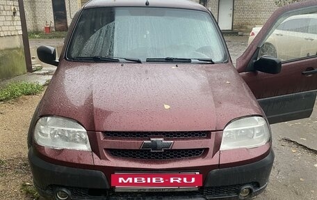 Chevrolet Niva I рестайлинг, 2003 год, 370 000 рублей, 8 фотография